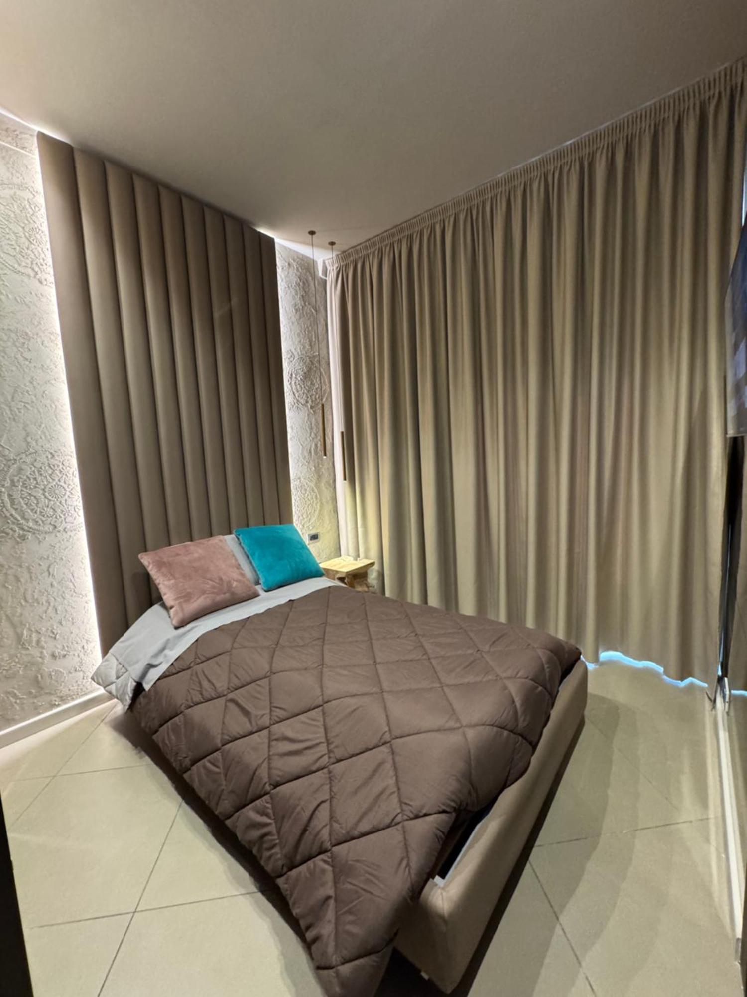 Tropicana Room Caserta Exterior photo